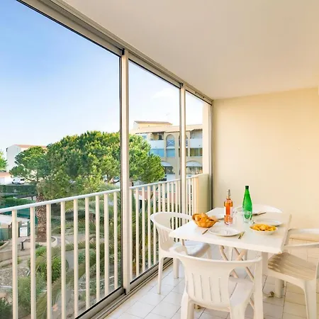 Апартаменти Vacanceole - La Baie Des Anges Агд