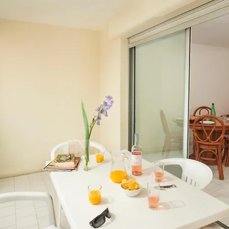 Апартаменти Vacanceole - La Baie Des Anges